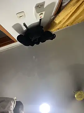 Snapshot of salome_xxx15 chatting on 03-01-26, 05:42 salome xxx15 online show from 03-01-26, 05:42