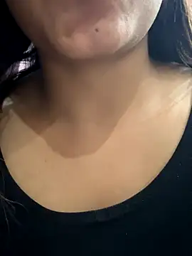 Snapshot of Angel-pune001 chatting on 11-05-25, 04:18 Angel-pune001 online show from 11-05-25, 04:18