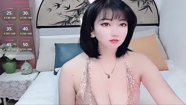 Snapshot of Ella99 chatting on 12-15-25, 02:27 Ella99 online show from 12-15-25, 02:27