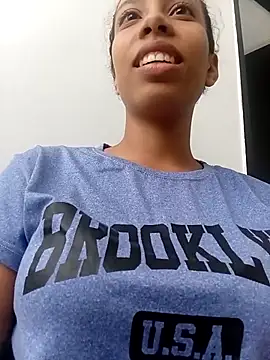 Ari 1217 online show from 11-28-25, 09:39