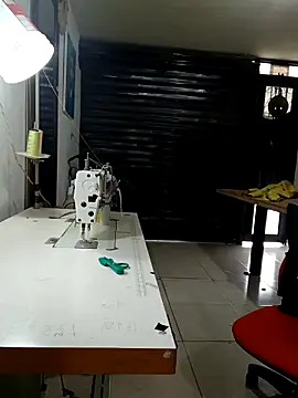 PaulinaLondra2 online show from 11-21-25, 02:49