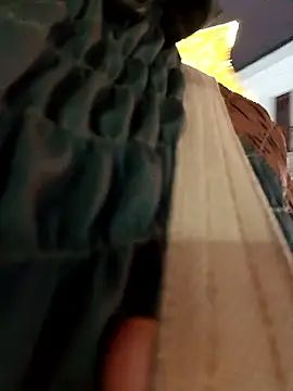 PaulinaLondra2 online show from 12-17-25, 11:22