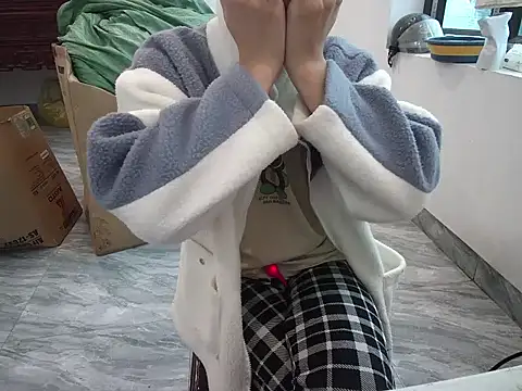 ---Lusi03--- online show from 12-17-25, 12:49