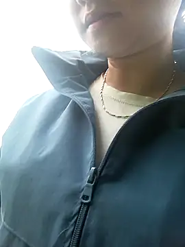 Snapshot of buom-xinh chatting on 11-04-25, 01:27 buom-xinh online show from 11-04-25, 01:27