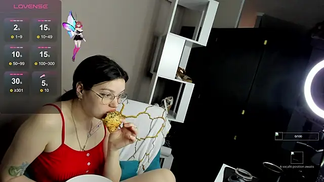 Karina Kellyy online show from 12-04-25, 02:32