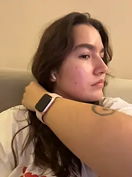 Snapshot of provocatrixxxx chatting on 11-19-25, 01:33 provocatrixxxx online show from 11-19-25, 01:33