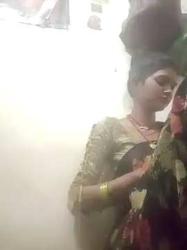 Jooli cuty online show from 11-13-25, 04:28