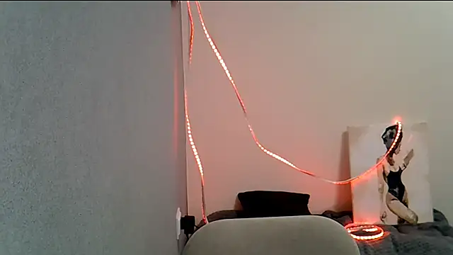 Snapshot of KiraHoney chatting on 02-10-26, 08:13 KiraHoney online show from 02-10-26, 08:13