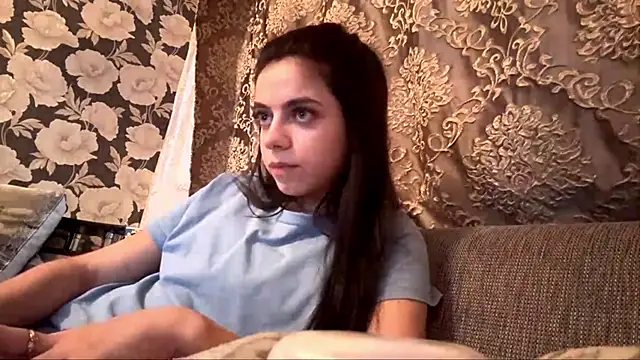 Snapshot of GlendaHammond chatting on 02-25-26, 02:37 GlendaHammond online show from 02-25-26, 02:37