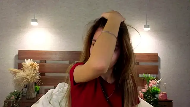 Snapshot of MargieDavidson chatting on 02-01-26, 08:24 MargieDavidson online show from 02-01-26, 08:24