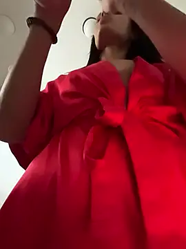 VickyM99 online show from 12-02-25, 11:37