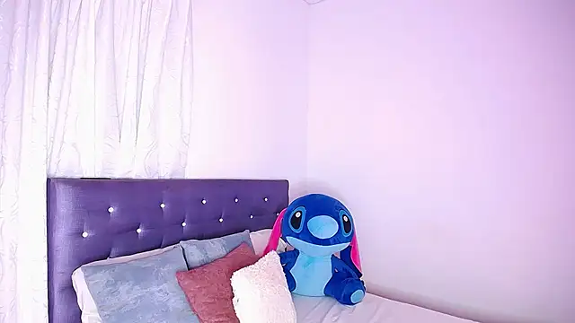 BryanaSmiths online show from 11-17-25, 09:53