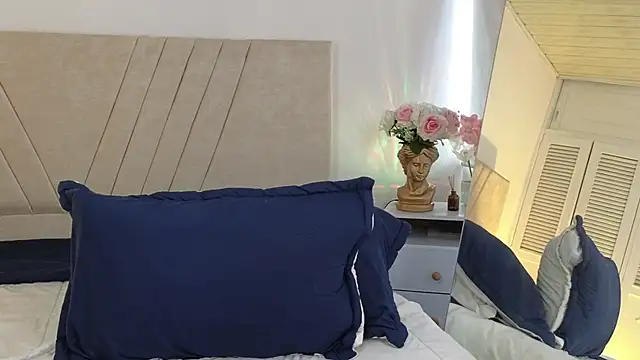 NatashaBlade  online show from 11-10-25, 01:43