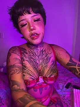 kymmkitty star online show from 11-05-25, 01:11