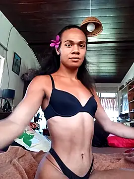 TransKylieX online show from 11-17-25, 06:24