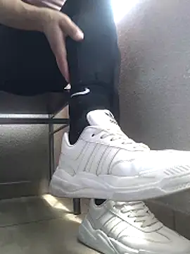 Xeena  online show from 11-14-25, 05:22