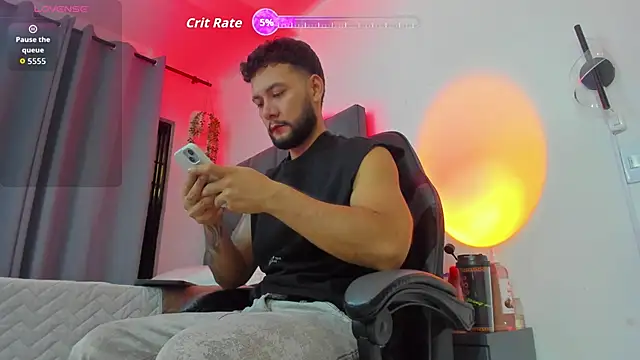 Snapshot of noah_corvelle chatting on 02-14-26, 03:25 noah corvelle online show from 02-14-26, 03:25