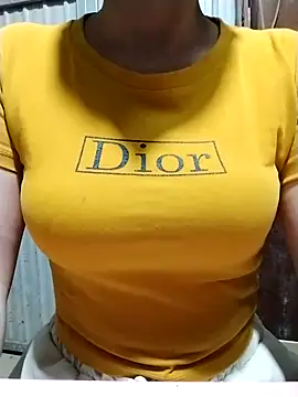 Niramiu online show from 11-22-25, 01:21