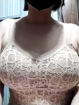 Niramiu online show from 11-23-25, 04:56