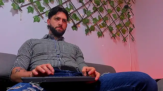 Supreme Alpha online show from 01-15-26, 04:17