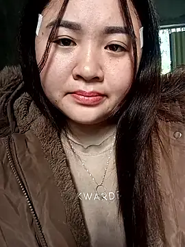 Bee-bgolden online show from 11-27-25, 02:13