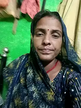 Snapshot of Hotgirl_AD chatting on 11-09-25, 04:00 Hotgirl AD online show from 11-09-25, 04:00