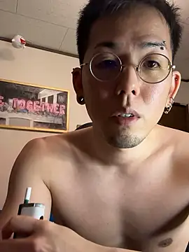 ippei0001 online show from 11-04-25, 06:01