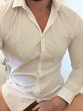 hommedure75 online show from 11-05-25, 02:17