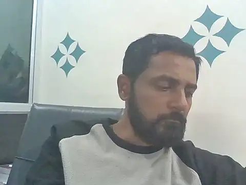 Snapshot of RubyEntity chatting on 11-14-25, 09:30 RubyEntity online show from 11-14-25, 09:30