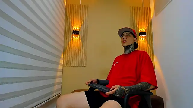 DANTE ARMSTRONG online show from 11-10-25, 03:49