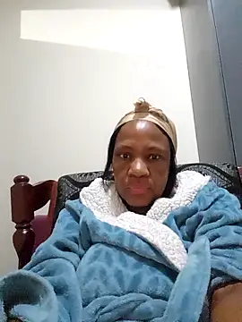 Mommy Sienna online show from 11-20-25, 05:45