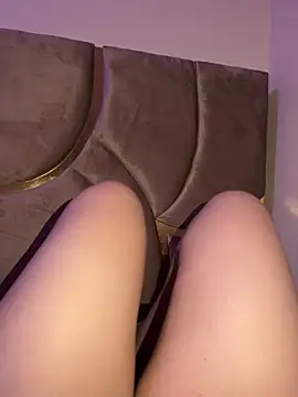 Snapshot of Bosii_mamhona chatting on 11-07-25, 01:05 Bosii mamhona online show from 11-07-25, 01:05