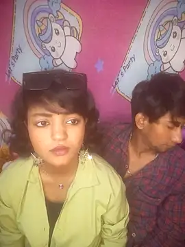 Snapshot of Freakingromance chatting on 02-08-26, 06:28 Freakingromance online show from 02-08-26, 06:28