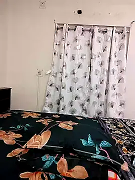 LoveLy-Soneya online show from 11-20-25, 01:22