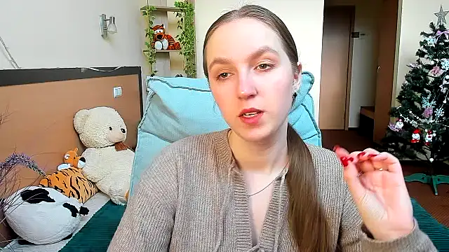 Nesie-Stoun online show from 12-18-25, 09:59