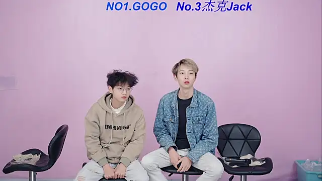 Snapshot of Beautifulboys-999 chatting on 12-02-25, 07:47 Beautifulboys-999 online show from 12-02-25, 07:47