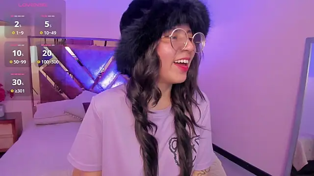 Kittyy patitas suaves online show from 12-02-25, 03:45