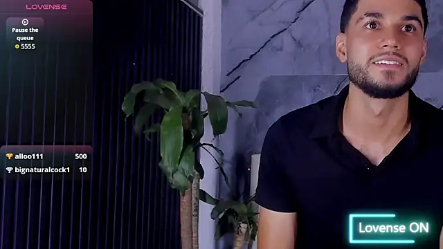 Snapshot of Bry_Dalton chatting on 11-08-25, 04:12 Bry Dalton online show from 11-08-25, 04:12