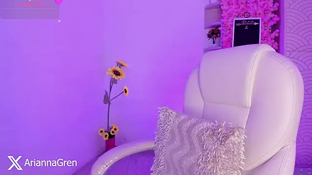 Snapshot of Arianna_Gren18 chatting on 02-04-26, 01:39 Arianna Gren18 online show from 02-04-26, 01:39