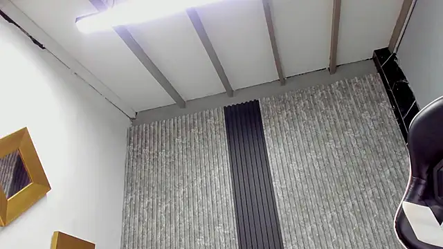 Caitlyn-Joness  online show from 11-07-25, 07:25