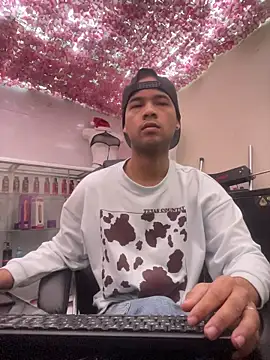 Eithan Walt online show from 11-09-25, 12:25