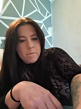 Snapshot of zara_night01 chatting on 11-12-25, 10:37 zara night01 online show from 11-12-25, 10:37