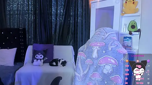 Snapshot of ravencollen chatting on 02-20-26, 06:19 ravencollen online show from 02-20-26, 06:19