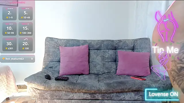 selenna foxx1 online show from 11-06-25, 08:32