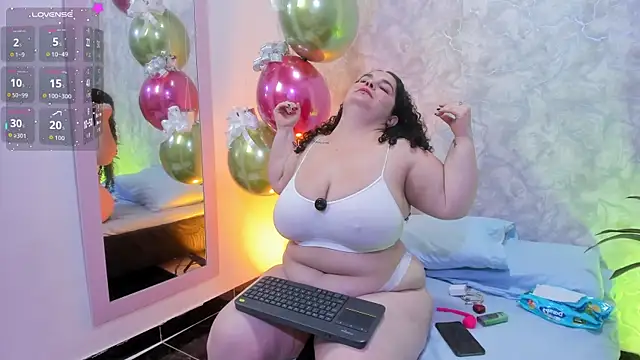 Reichel05  online show from 12-17-25, 05:13