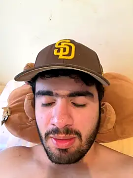 Leoncitooo987 online show from 12-16-25, 07:41