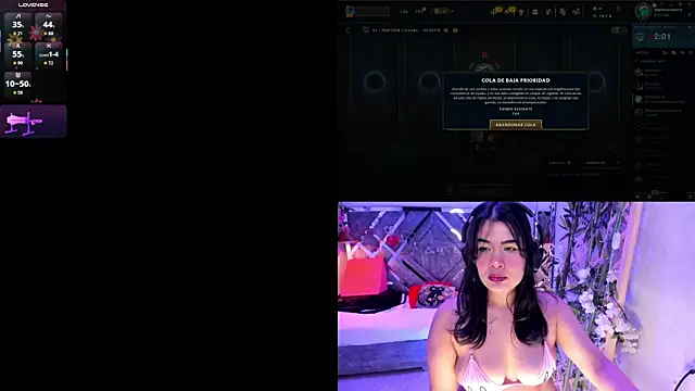 Snapshot of DaphneContry chatting on 03-01-26, 04:03 DaphneContry online show from 03-01-26, 04:03