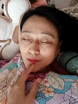 Snapshot of meiNv79 chatting on 12-05-25, 07:50 meiNv79 online show from 12-05-25, 07:50