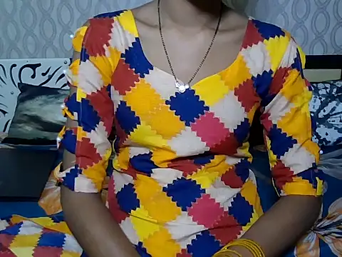 Sexy-Monaa2002 online show from 11-07-25, 04:34