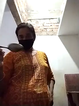 Snapshot of Fast_lady chatting on 02-08-26, 02:31 Fast lady online show from 02-08-26, 02:31